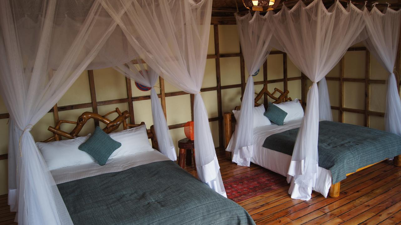 Buhoma Community Haven Lodge Bugambira Room photo